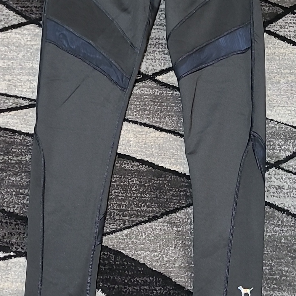 VS PINK 2015 ULTIMATE REVERSIBLE MESH LOGO LEGGINGS - Picture 4 of 15
